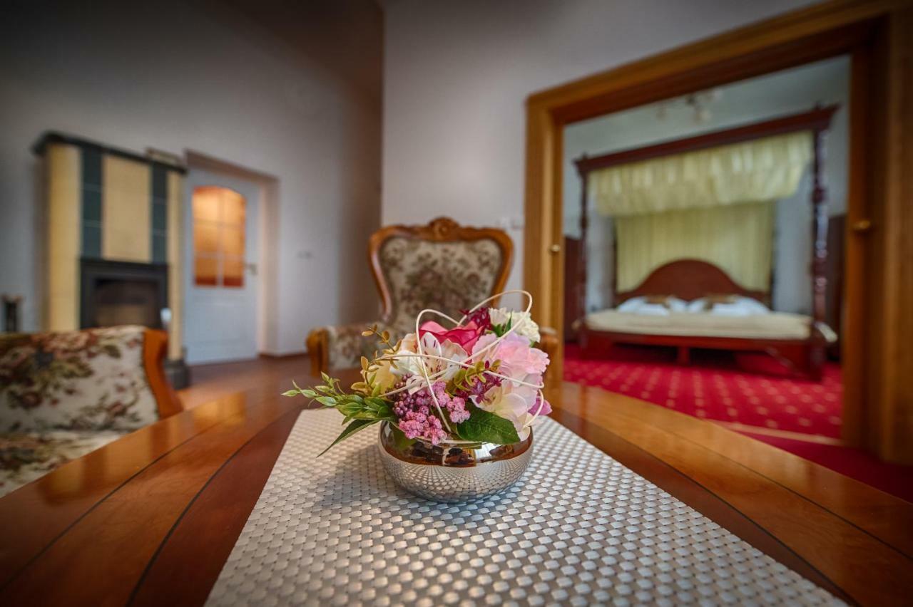 Hotel Zlaty Orel Ostravice Dış mekan fotoğraf